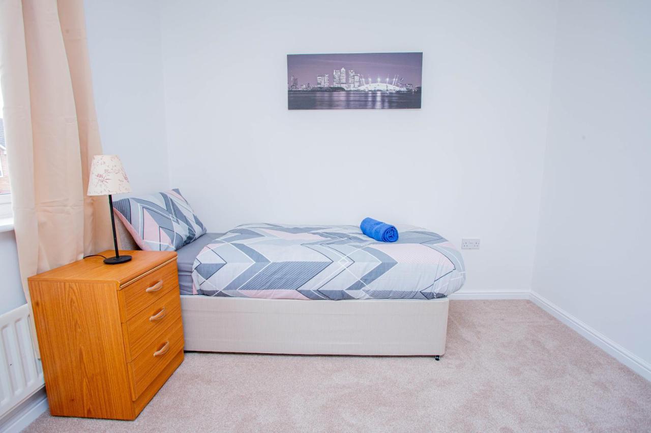 Intellect Suites ノーザンプトン エクステリア 写真